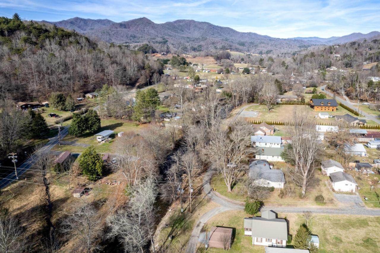 Holiday home Deep Creek Shambala *